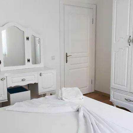 Apartamento Konyaalti Furkan Family